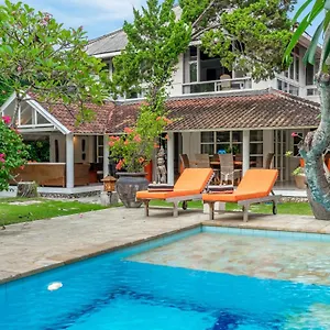 https://villa-kubuku-double-6-seminyak.hotelsseminyak.net