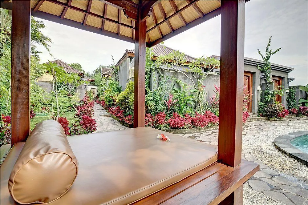 Ladera Villa Ubud 0*,